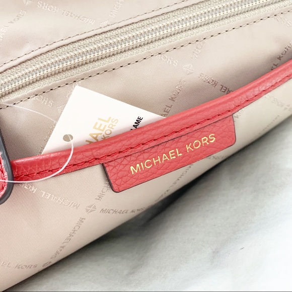 ❤️price firm❤️Michael Kors Erin Backpack - Picture 7 of 8